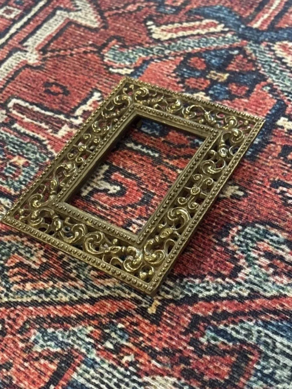 Vintage Ornate Gold Tone Picture Frame Pierced Scrollwork 4.25x5.5” Decorative